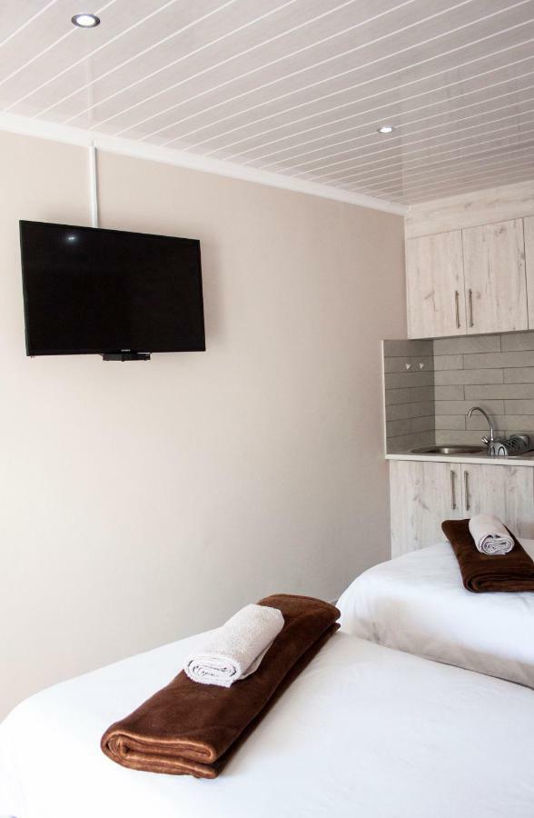 Kelzane Self-Catering Otel Gonubie Dış mekan fotoğraf