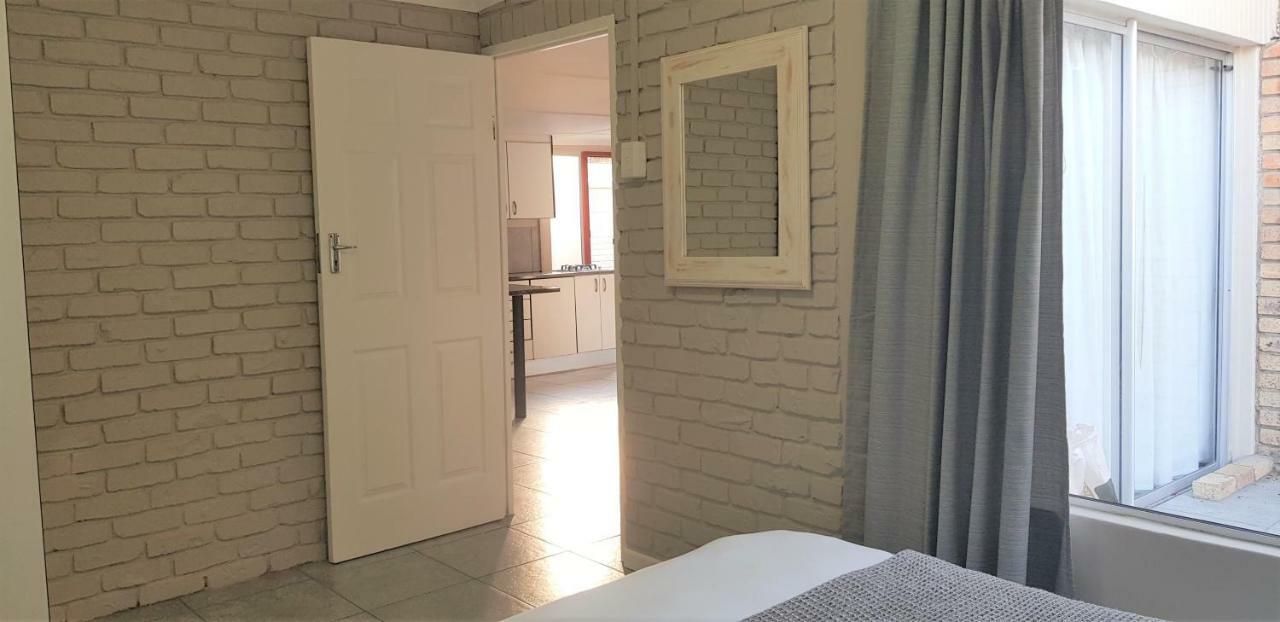 Kelzane Self-Catering Otel Gonubie Dış mekan fotoğraf