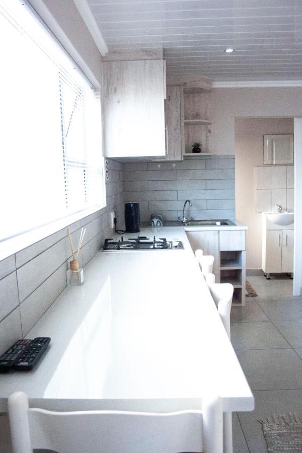 Kelzane Self-Catering Otel Gonubie Dış mekan fotoğraf